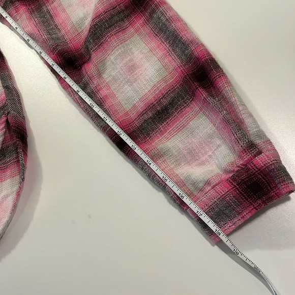 **2/$18** AEO Oversized Hooded Flannel - Size Medium - Picture 5 of 10